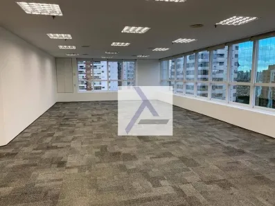 Sala Comercial para alugar, 112m² no Cidade Monções, São Paulo
