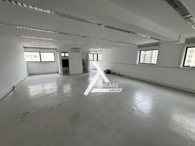 Sala Comercial para alugar, 120m² no Vila Olímpia, São Paulo
