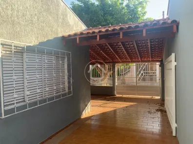 Sobrado com 4 Quartos à venda, 174m² no Vila Planalto, Campo Grande
