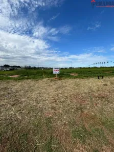 Lote/Terreno à venda, 250m² no Parque Brasil 500, Paulínia