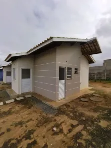 Casa de Condomínio com 2 Quartos para alugar, 60m² no Registro, Feira de Santana