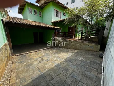 Casa com 4 Quartos à venda, 341m² no Álvaro Camargos, Belo Horizonte