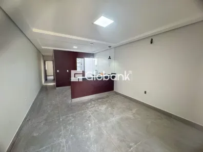 Casa com 3 Quartos à venda, 60m² no Santo Amaro, Montes Claros