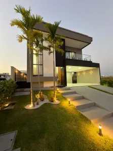 Casa de Condomínio com 4 Quartos para alugar, 350m² no Cidade Alpha, Eusébio