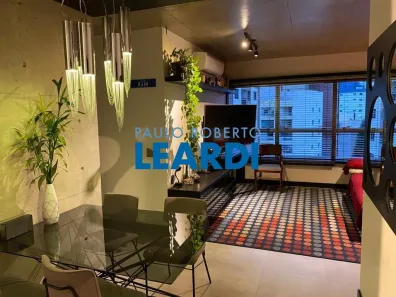 Apartamento com 2 Quartos à venda, 74m² no Bela Vista, São Paulo