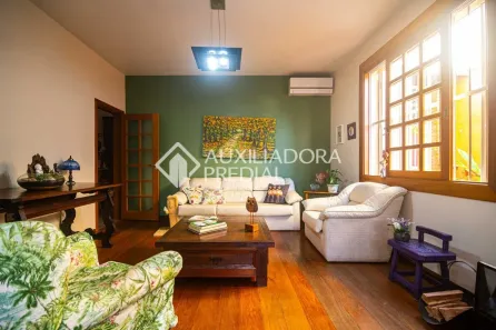 Casa com 4 Quartos à venda, 332m² no Petrópolis, Porto Alegre