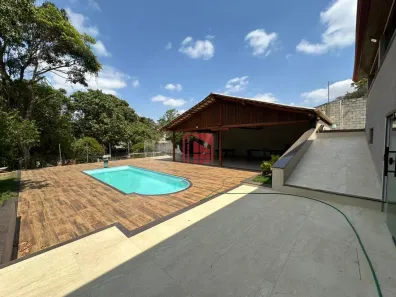 Fazenda/Sítio com 3 Quartos à venda, 200m² no Chácara Novo Horizonte, Contagem