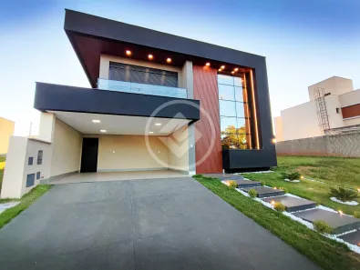 Casa de Condomínio com 4 Quartos à venda, 230m² no Jardins Sevilha, Aparecida de Goiânia