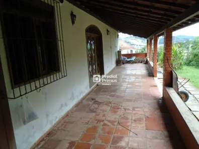 Casa com 5 Quartos à venda, 200m² no Prado, Nova Friburgo