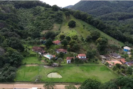 Fazenda/Sítio com 10 Quartos à venda, 899m² no Rio Seco (Bacaxá), Saquarema