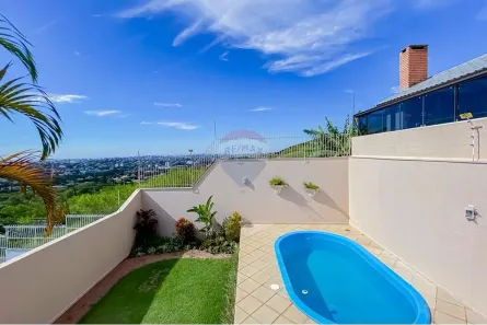 Casa com 4 Quartos à venda, 488m² no Teresópolis, Porto Alegre