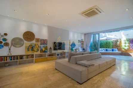 Casa de Condomínio com 4 Quartos à venda, 207m² no Vila Nova Caledônia, São Paulo