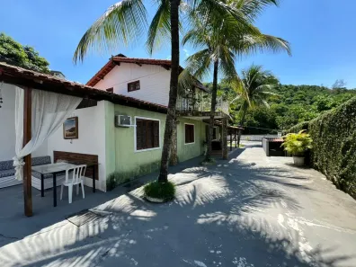 Casa de Condomínio com 4 Quartos à venda, 800m² no Taquara, Rio de Janeiro