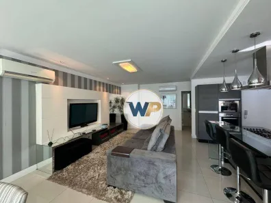 Apartamento com 3 Quartos para alugar, 130m² no Centro, Balneário Camboriú