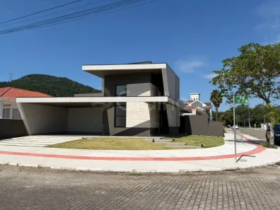 Casa com 3 Quartos à venda, 158m² no Praia de Fora, Palhoça
