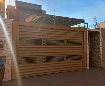 Sobrado com 3 Quartos à venda, 127m² no Jardim Itatiaia, Campo Grande