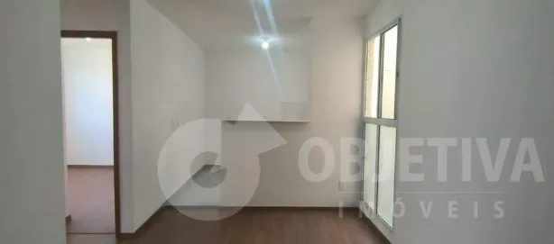 Apartamento com 2 Quartos para alugar, 41m² no Jardim Patrícia, Uberlândia