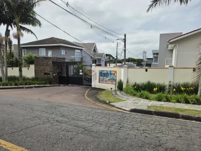 Casa de Condomínio com 4 Quartos à venda, 203m² no Bairro Alto, Curitiba