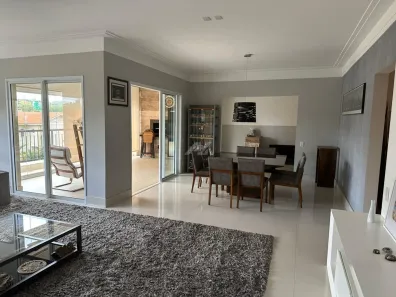 Apartamento com 4 Quartos à venda, 243m² no Fazenda São Quirino, Campinas