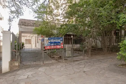 Casa com 3 Quartos à venda, 400m² no Floresta, Porto Alegre