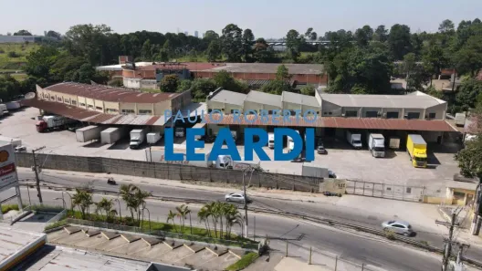 Galpão/Depósito/Armazém à venda, 5000m² no Santa Fé, Osasco