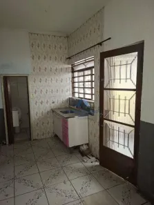 Casa com 1 Quarto para alugar, 20m² no Jardim Guarani, São Paulo