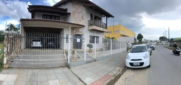 Casa com 4 Quartos para alugar, 450m² no Centro, Palhoça