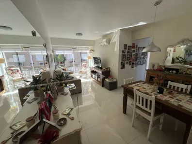 Apartamento com 3 Quartos à venda, 68m² no Jardim Carvalho, Porto Alegre