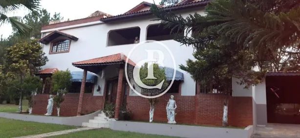Fazenda/Sítio com 5 Quartos à venda, 1000m² no Veraneio Irajá, Jacareí