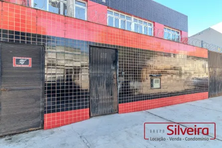 Prédio Comercial para alugar, 900m² no Navegantes, Porto Alegre