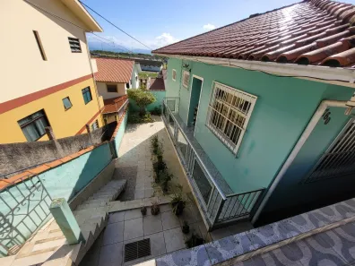 Casa com 3 Quartos à venda, 200m² no Costeira do Pirajubaé, Florianópolis