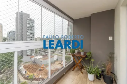 Apartamento com 1 Quarto à venda, 37m² no Jardim das Acácias, São Paulo