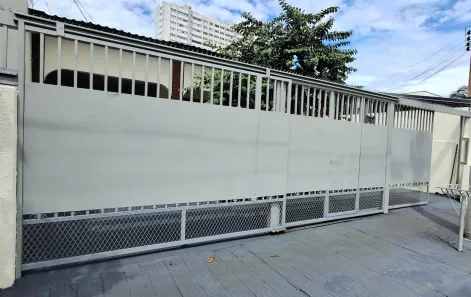 Casa com 3 Quartos para alugar, 110m² no Setor Central, Goiânia
