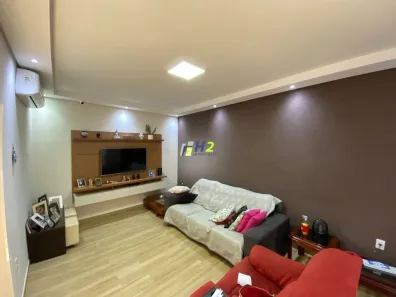 Casa com 4 Quartos à venda, 240m² no Alto Higienópolis, Bauru