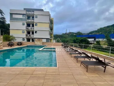 Apartamento com 2 Quartos à venda, 72m² no Samambaia, Petrópolis