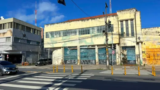 Galpão/Depósito/Armazém para alugar, 1950m² no Santo Amaro, Recife