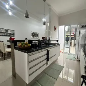 Casa com 2 Quartos à venda, 198m² no Jardim Universitário, Marília