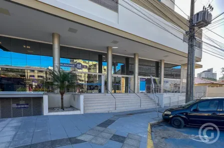 Sala Comercial para alugar, 38m² no Capoeiras, Florianópolis