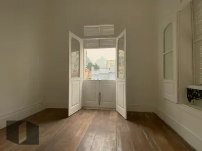Casa com 10 Quartos à venda, 225m² no Laranjeiras, Rio de Janeiro