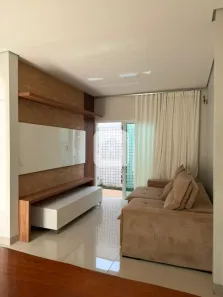 Sobrado com 2 Quartos para alugar, 110m² no Jardim Inconfidência, Uberlândia