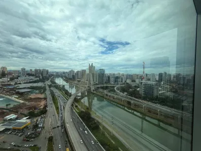 Sala Comercial para alugar, 116m² no Real Parque, São Paulo