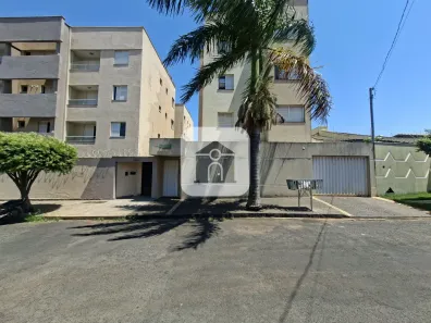 Apartamento com 2 Quartos para alugar, 70m² no Santa Mônica, Uberlândia