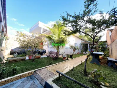 Casa com 3 Quartos à venda, 221m² no Balneário Stella Maris, Peruíbe