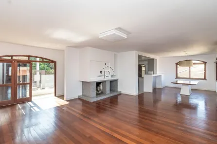 Casa com 5 Quartos para alugar, 648m² no Sétimo Céu, Porto Alegre