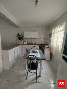 Casa com 5 Quartos à venda, 220m² no Vila Molon, Americana