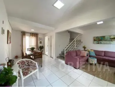 Casa de Condomínio com 3 Quartos à venda, 93m² no Jardim Sul, Uberlândia