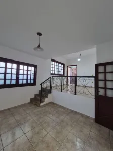 Casa com 3 Quartos para alugar, 240m² no Jardim Florestal, Jundiaí
