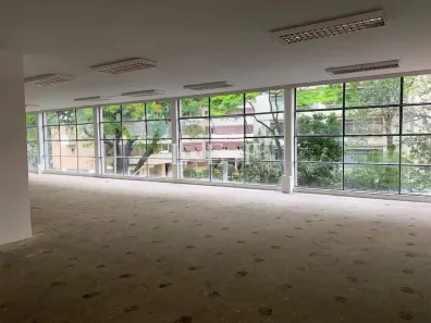Prédio Comercial para alugar, 2600m² no Vila Buarque, São Paulo