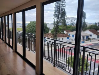 Casa com 3 Quartos à venda, 145m² no Capoeiras, Florianópolis