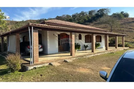 Fazenda/Sítio com 3 Quartos à venda, 78600m² no , Piraúba